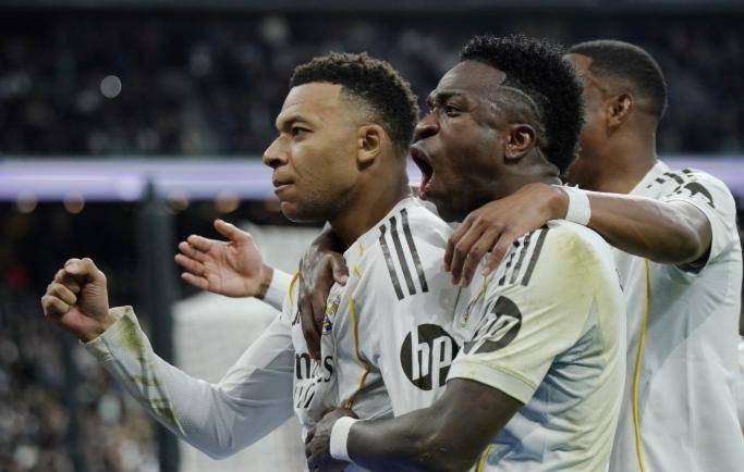 3-4！欧冠悲惨出局！皇马或四大皆空，西甲死刚巴萨，换帅倒计时